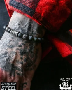 Blackstone Knotwork rannekoru - Musta