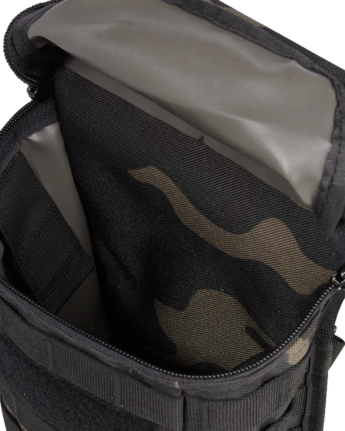 Side VO2 reisilaukku - Tumma camo