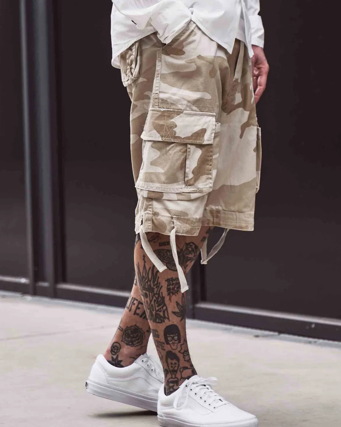 Urban legend reisitaskushortsit - Vaalea camo
